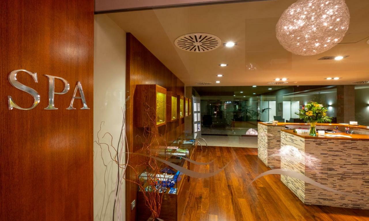 Hotel Spa Attica21 Vilalba Buitenkant foto